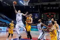 爱游戏app-包含山东男篮发布备战花絮，今夜远射贴柱，社区盾任务艰巨，细节决定成败的词条